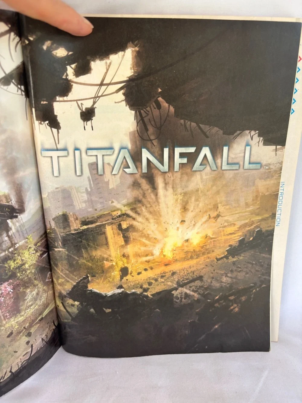 TITANFALL OFFICIAL 2014 GAME GUIDE - PRIMA GAMES